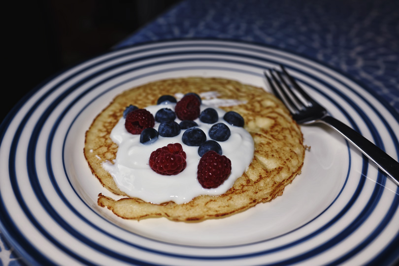 Quark Protein Pancake - With Yoghurt & Berries