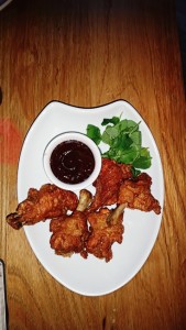 TastingBritain.co.uk - The Slug & Lettuce Croydon, London - Chicken Lollipop Wings