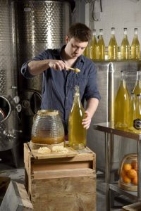 Tasting Britain - Tom Gosnell's Mead Interview 000